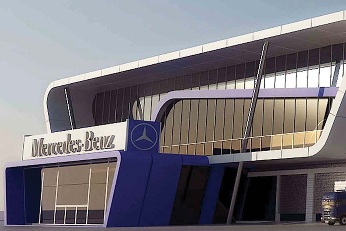 MERCEDES SHOWROOM